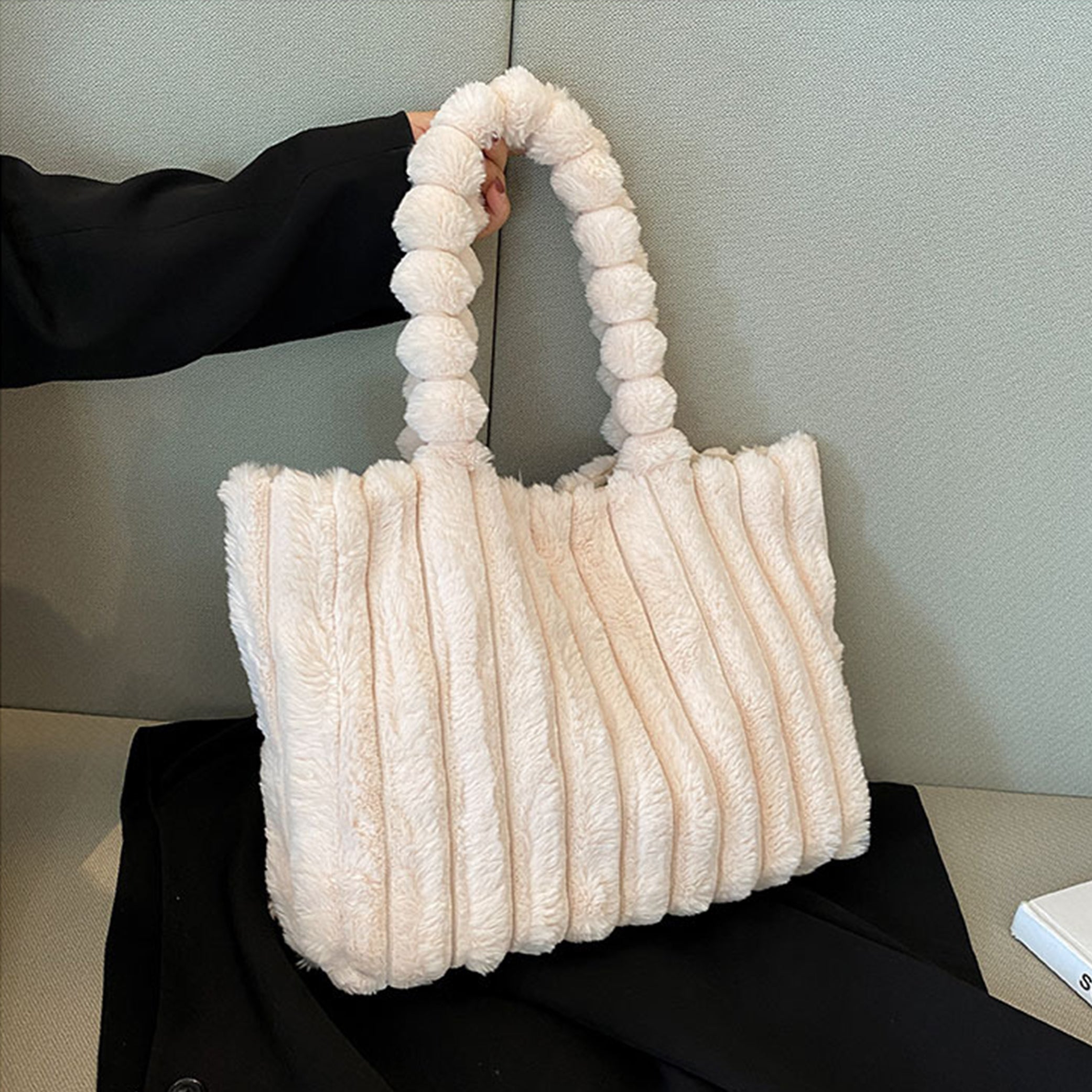 Sac à la ligne arrondie