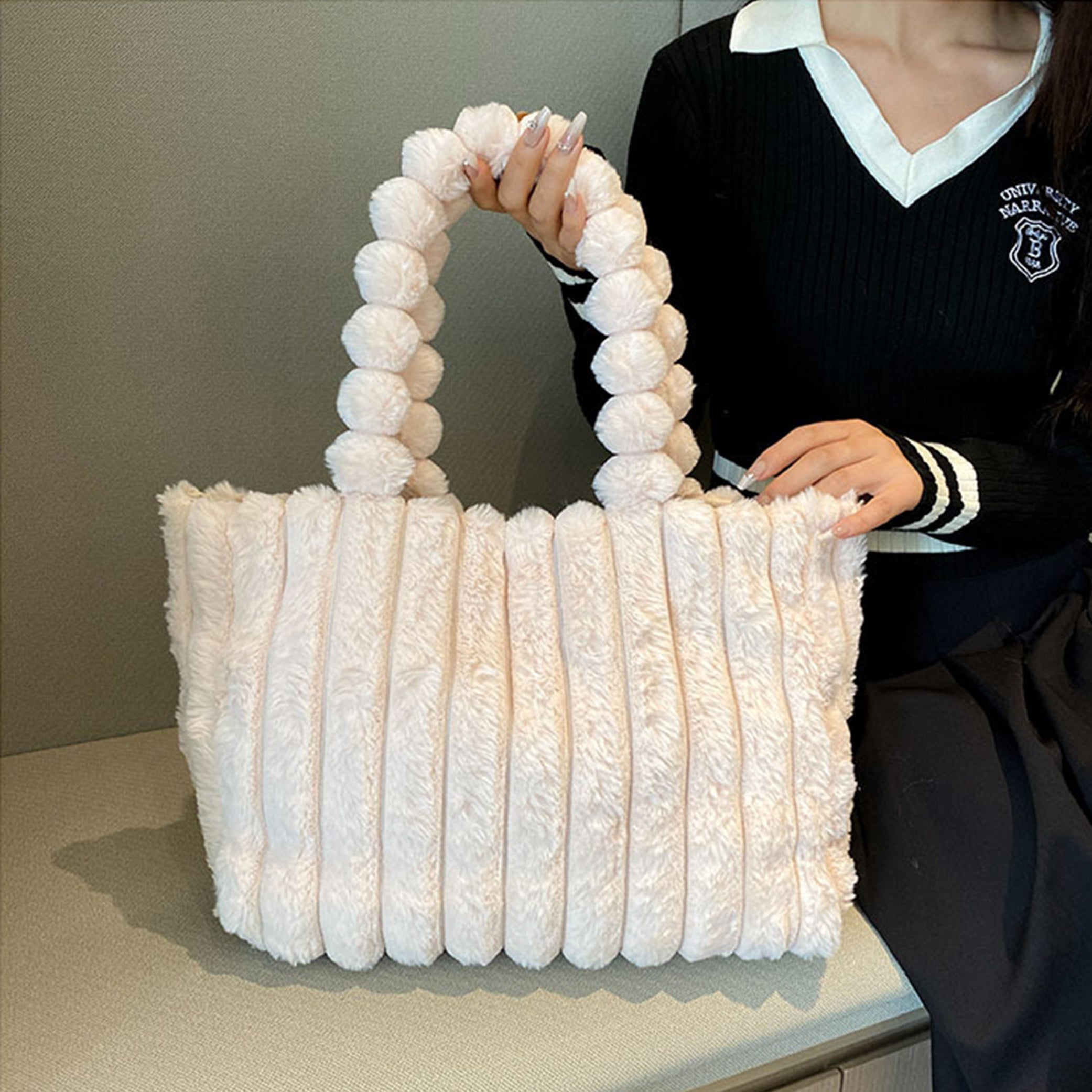 Sac à la ligne arrondie