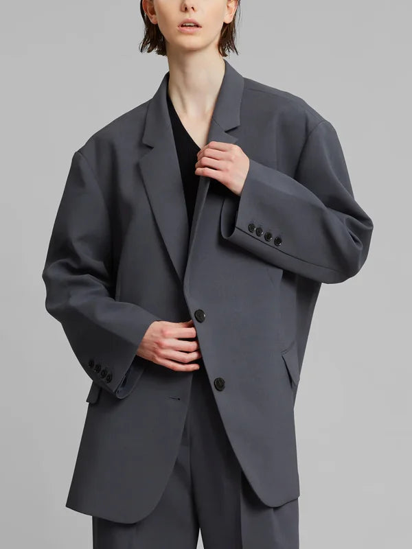 Blazer gris à la coupe oversize