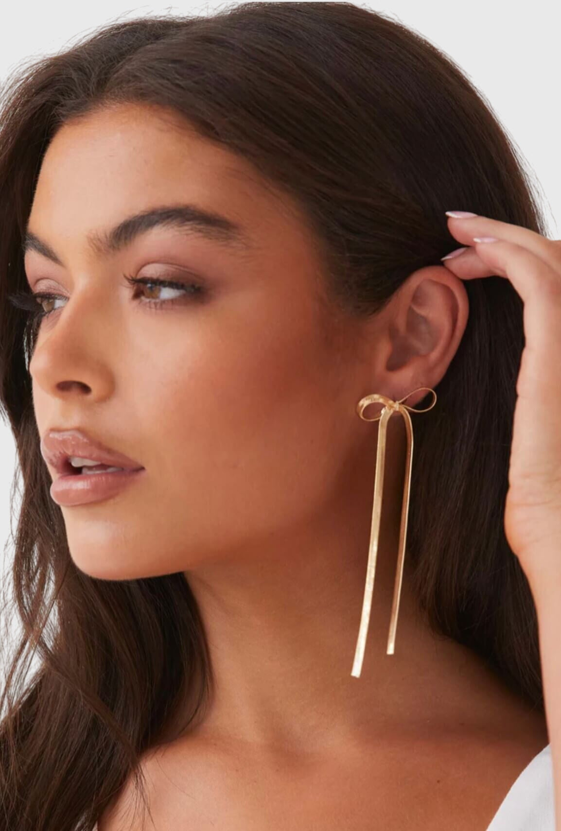 Boucles d’oreilles à la ligne simple