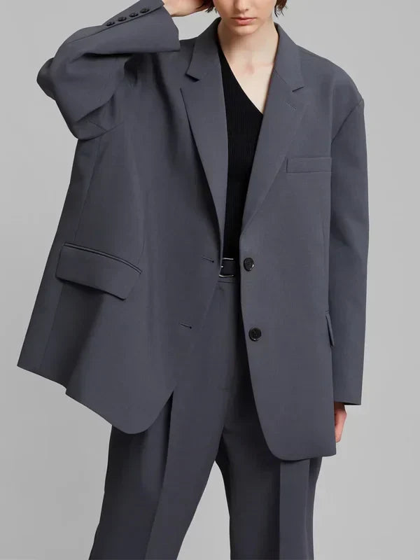 Blazer gris à la coupe oversize