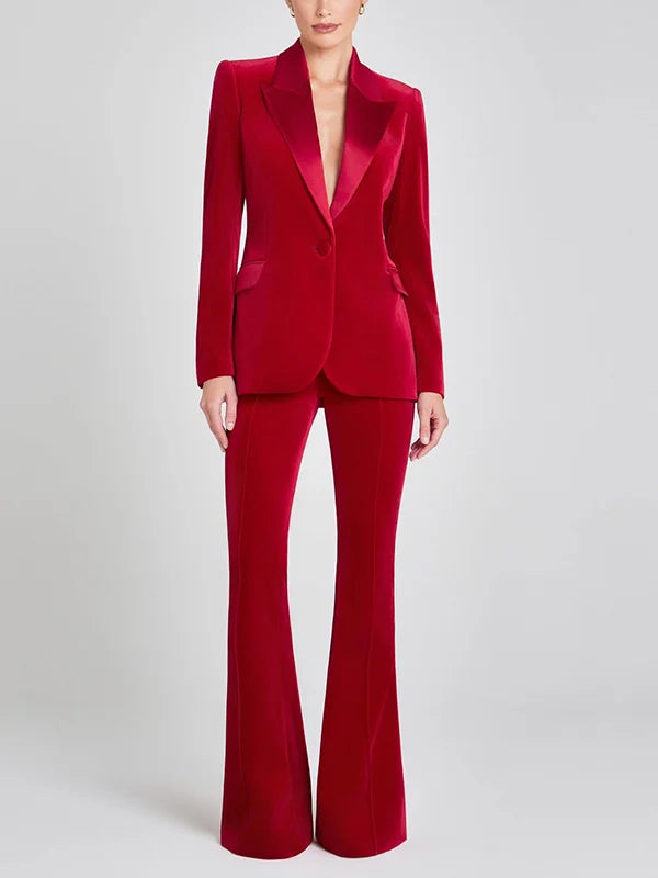 Blazer en velours rouge à revers en pointe