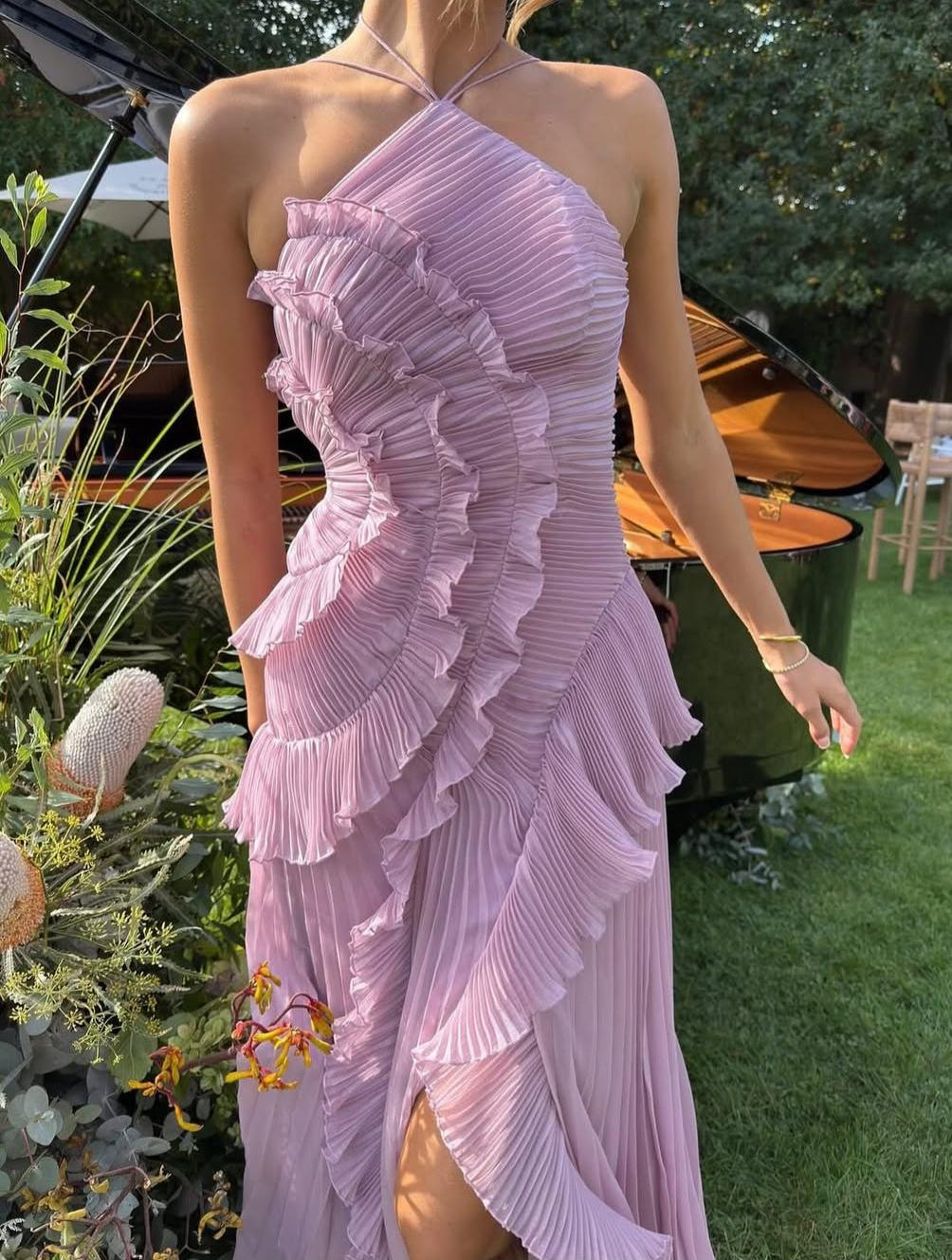Robe à volants dans un ton parme