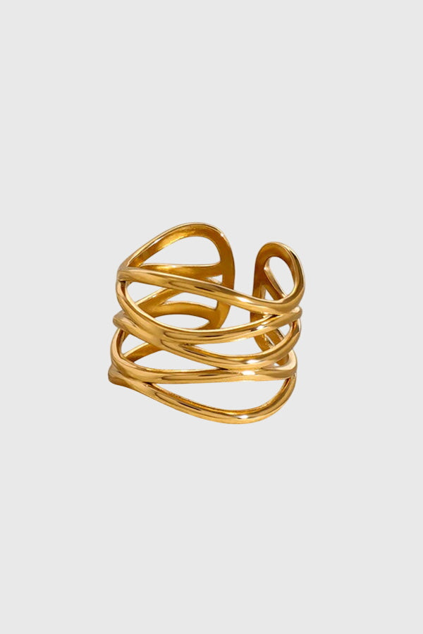 Bague à la ligne épurée