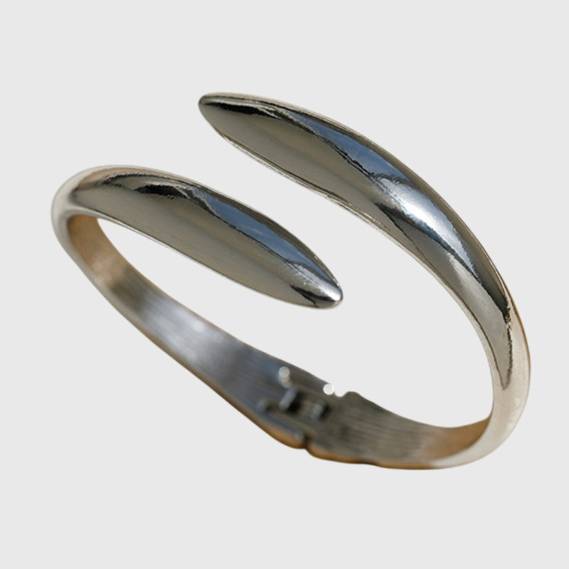 Bracelet manchette ouvert