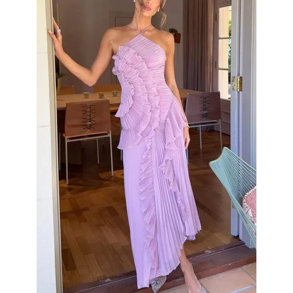 Robe plissée à détail de volants