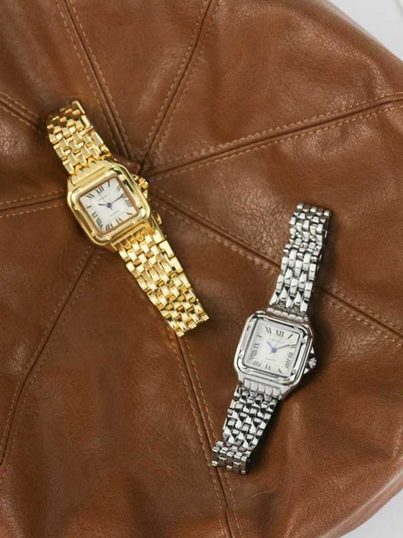 Montre à bracelet métallique