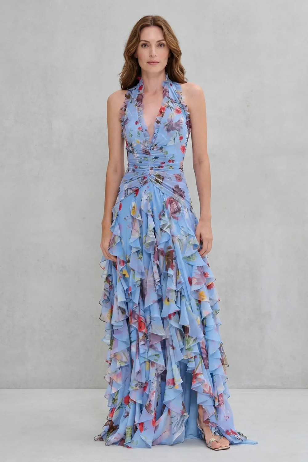 Robe longue à encolure licou et jupe fluide