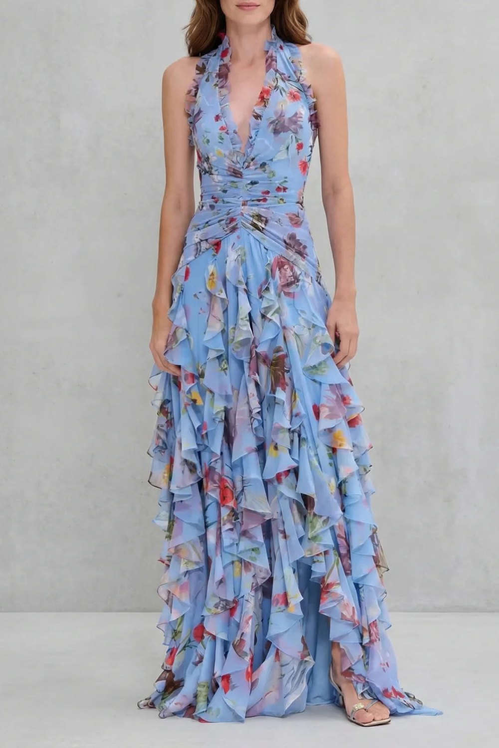 Robe longue à encolure licou et jupe fluide