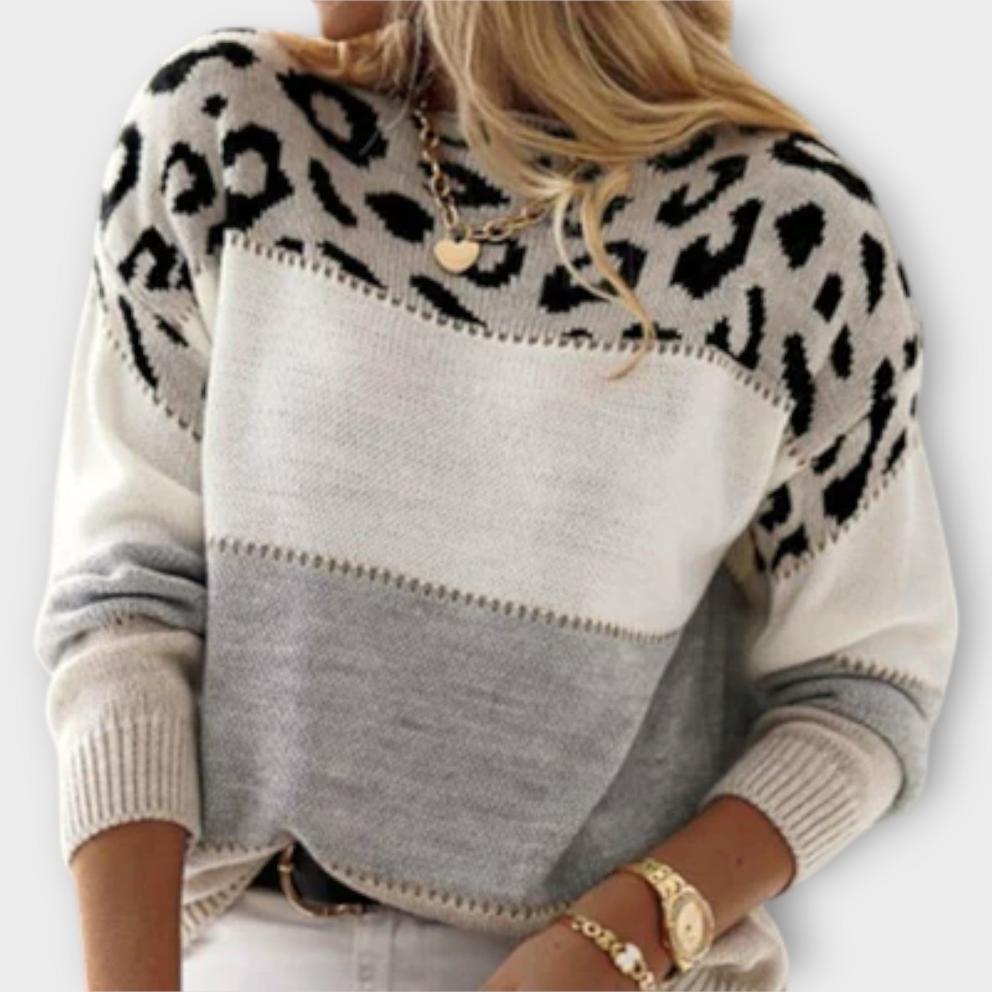 Pull en maille fine à la coupe habillée