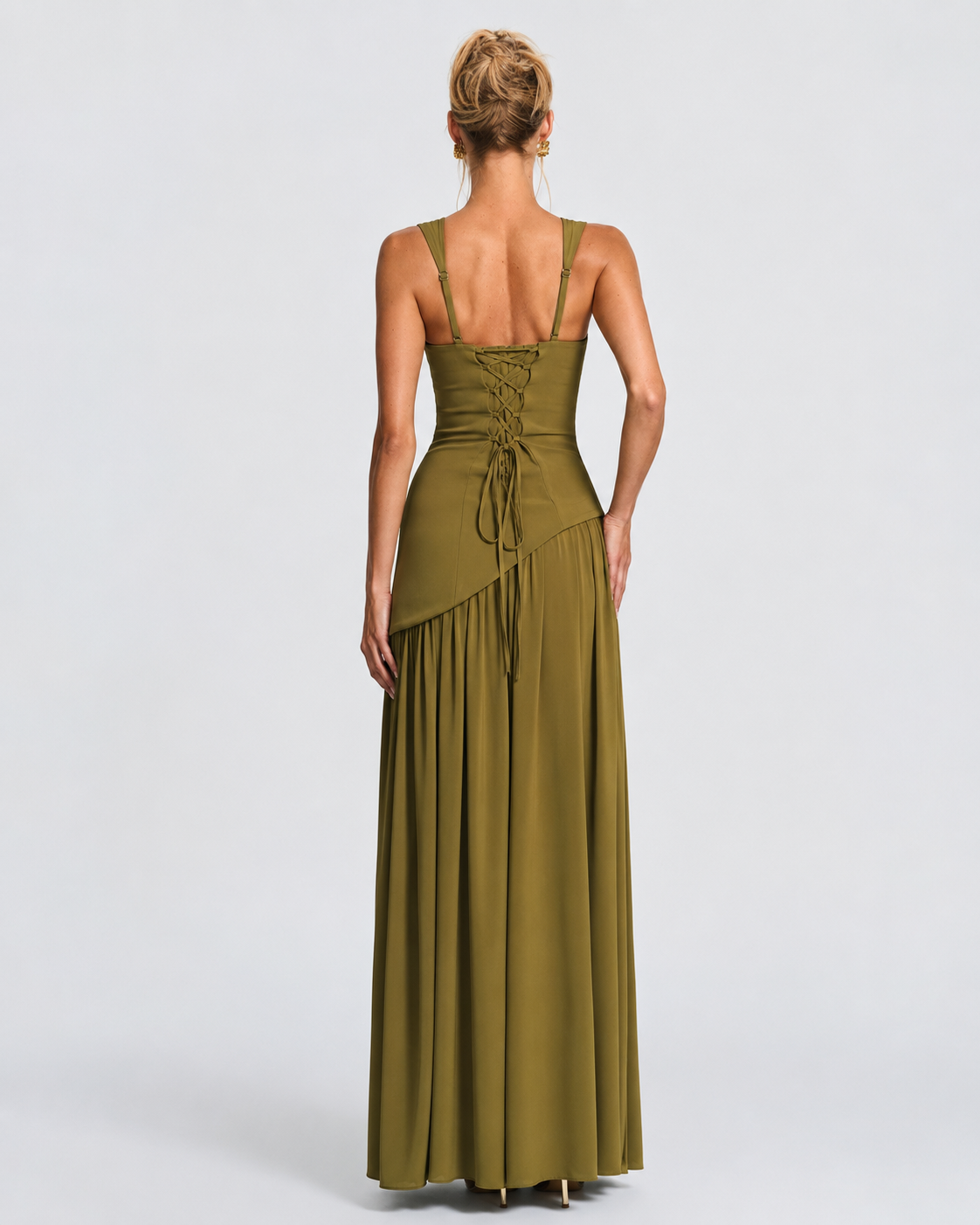 Robe longue fluide dans des tons d’automne