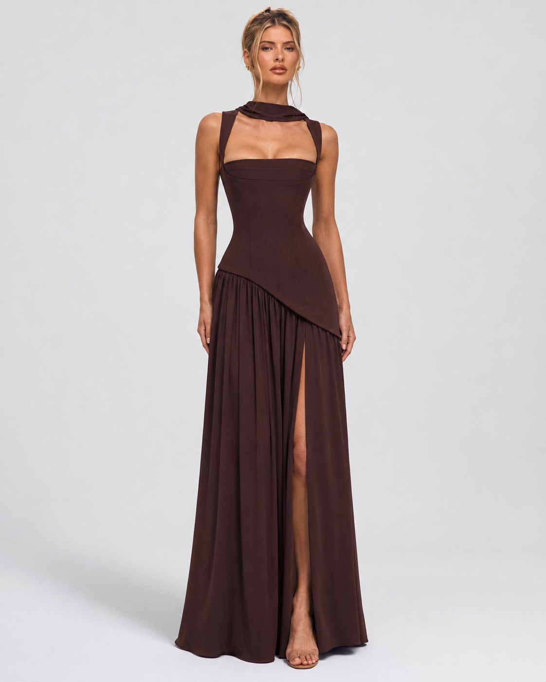 Robe longue fluide dans des tons d’automne