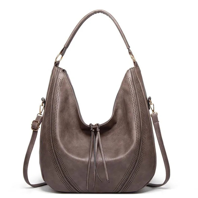 Sac porté épaule à la ligne sobre