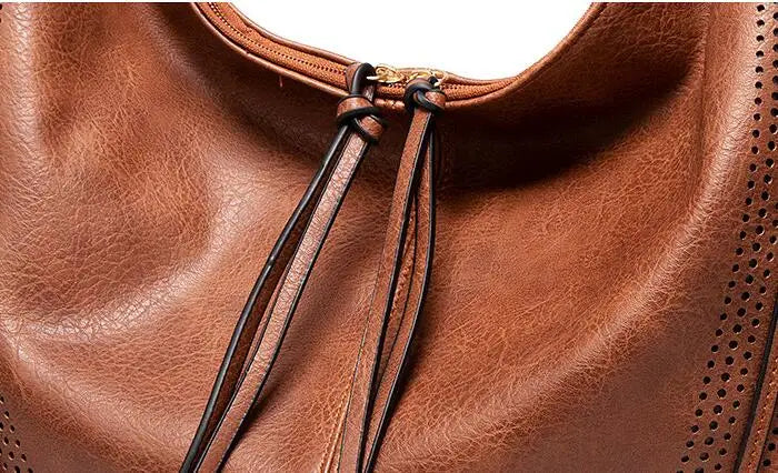 Sac porté épaule à la ligne sobre