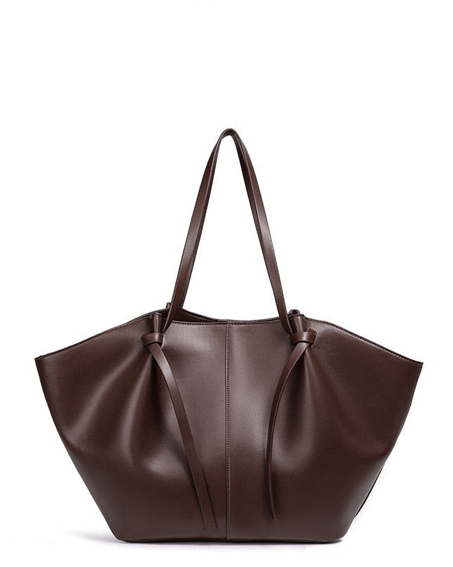 Sac shopper à la ligne courbe