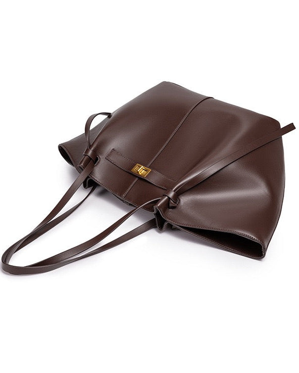 Sac shopper à la ligne courbe