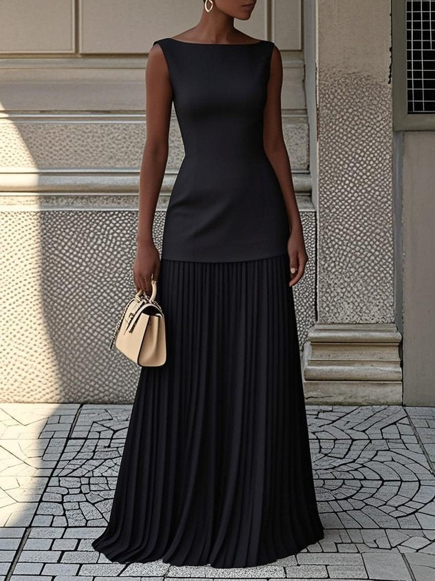 Robe longue à drapés asymétriques