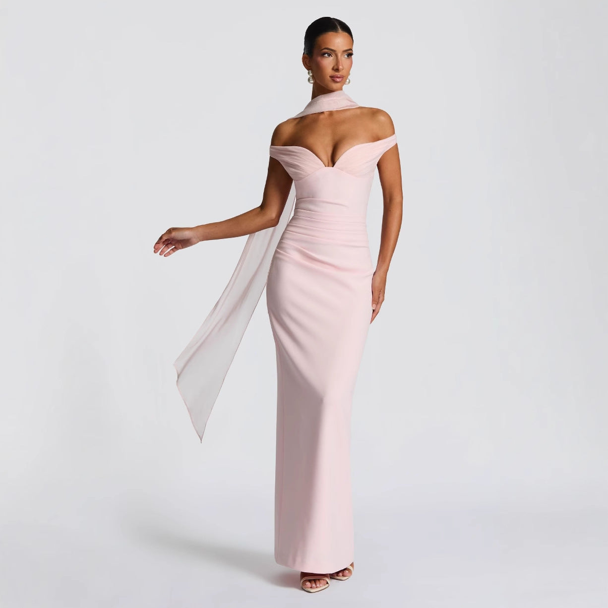 Robe longue bustier à jupe fluide