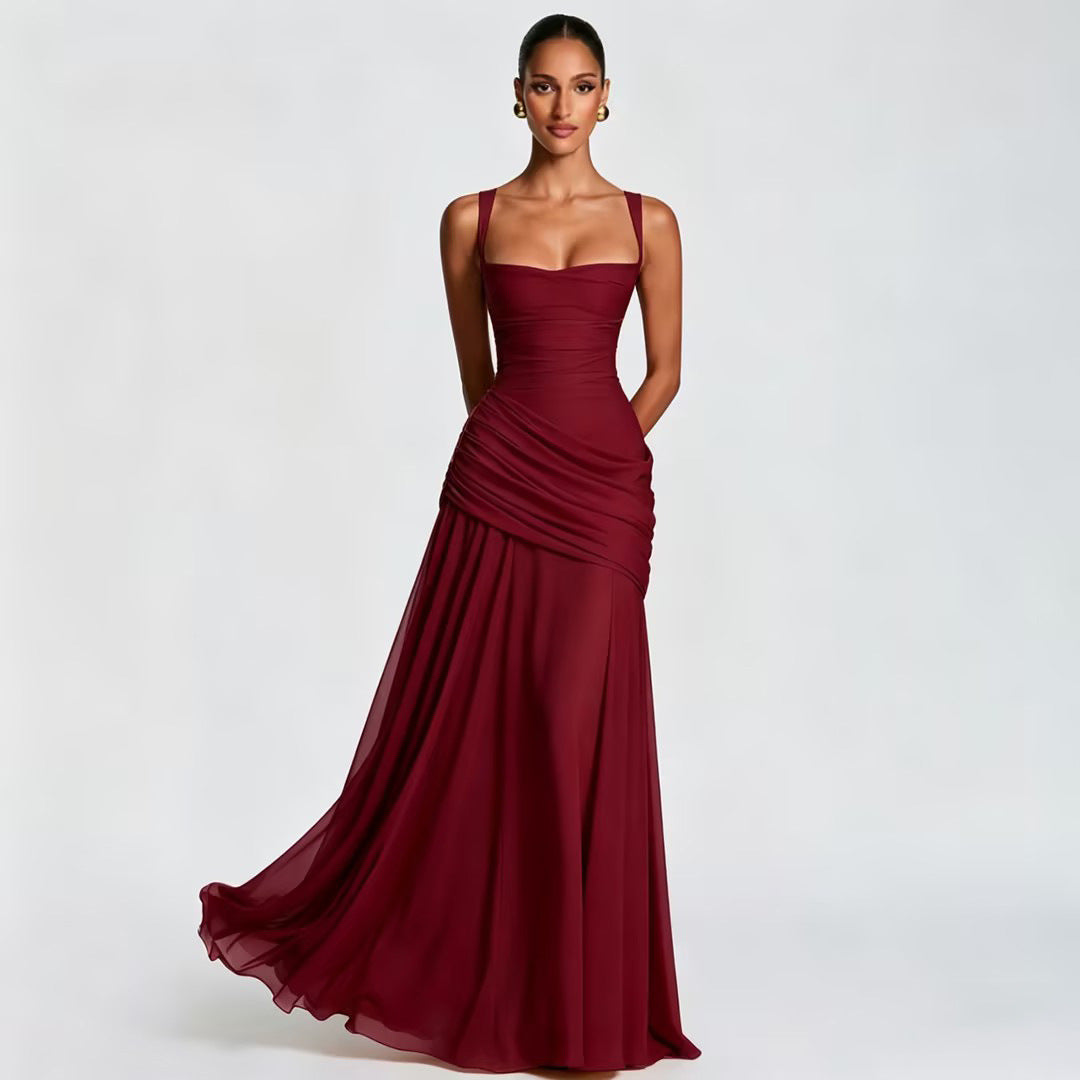 Robe longue évasée à fines bretelles
