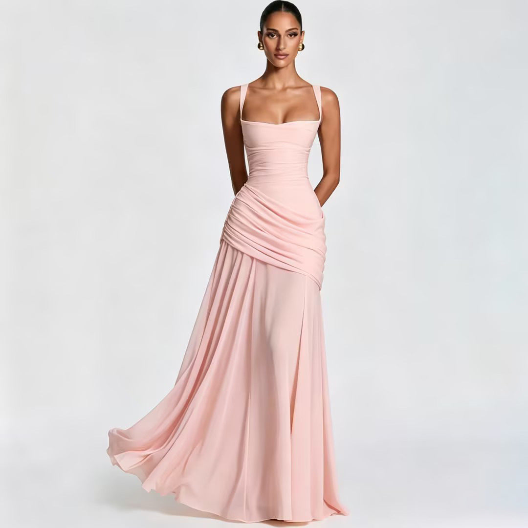 Robe longue évasée à fines bretelles