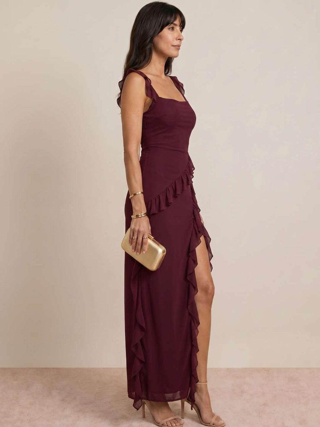Robe asymétrique à volants