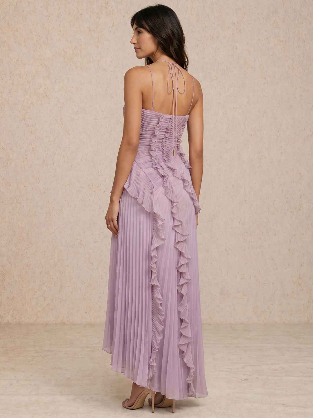 Robe plissée à détail de volants