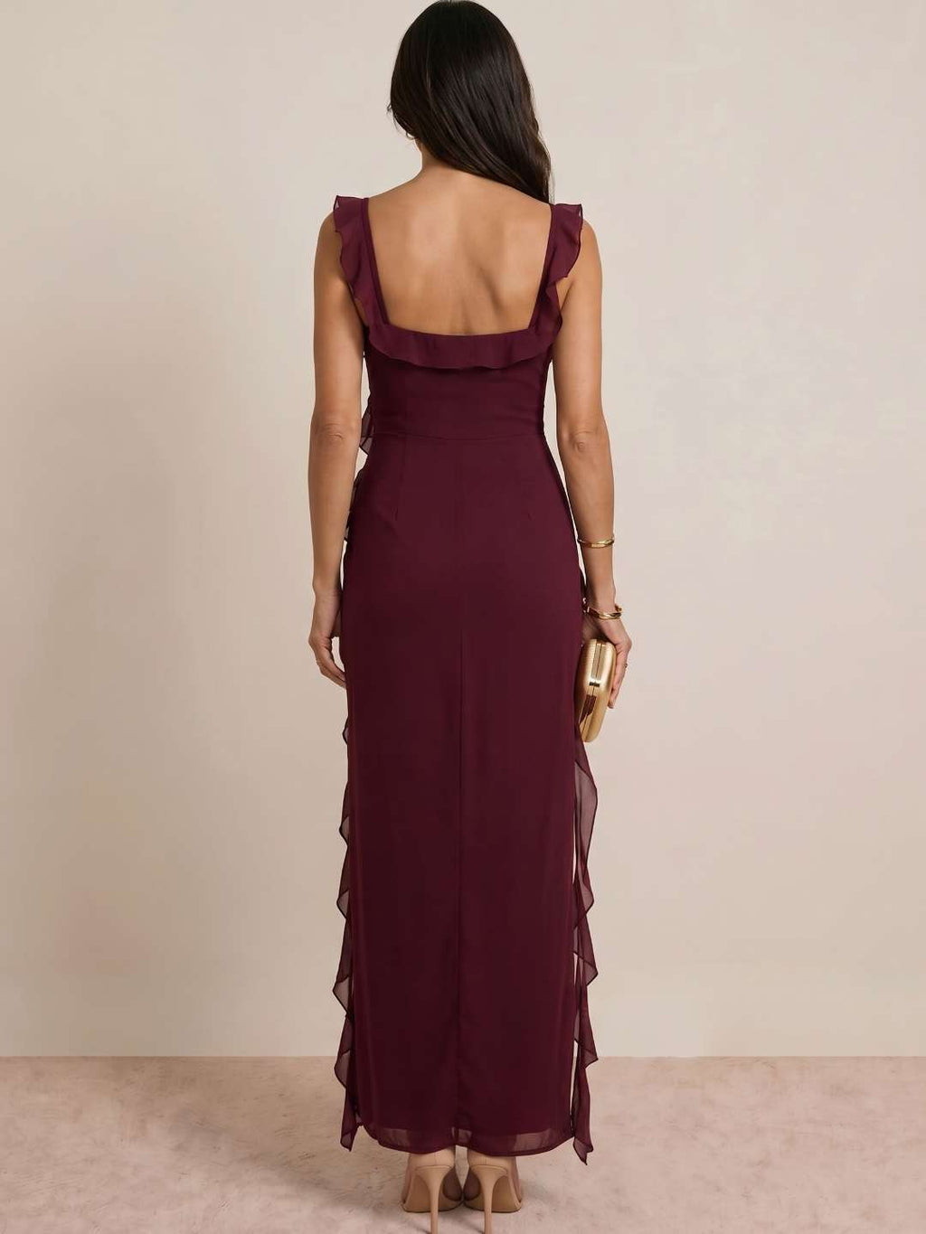 Robe asymétrique à volants