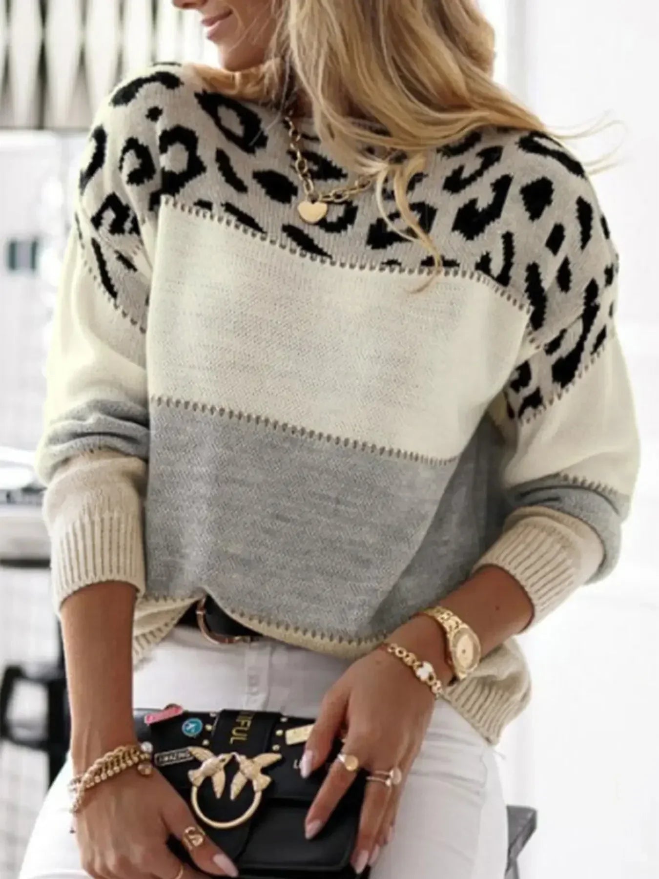 Pull en maille fine à la coupe habillée