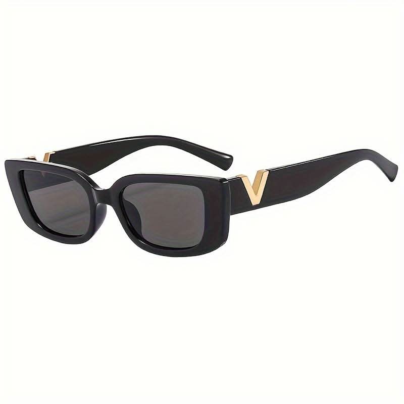 Lunettes de soleil à la ligne épurée