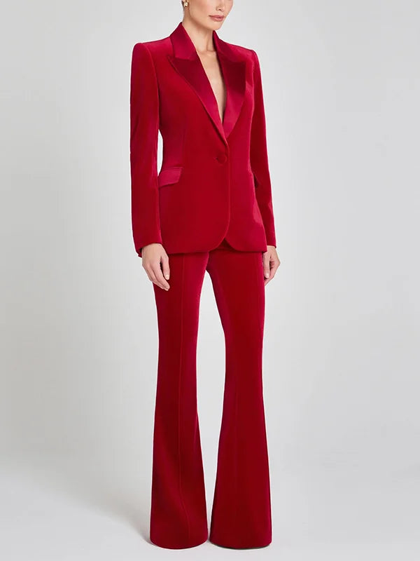 Blazer en velours rouge à revers en pointe