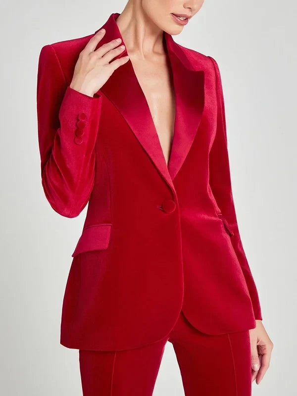 Blazer en velours rouge à revers en pointe