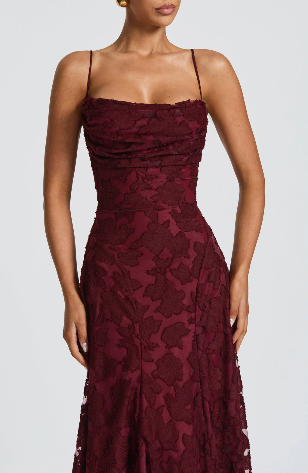 Robe longue à la coupe raffinée