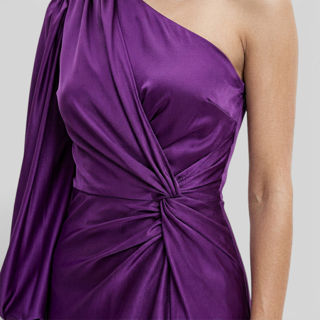 Robe longue d’invitée à une épaule
