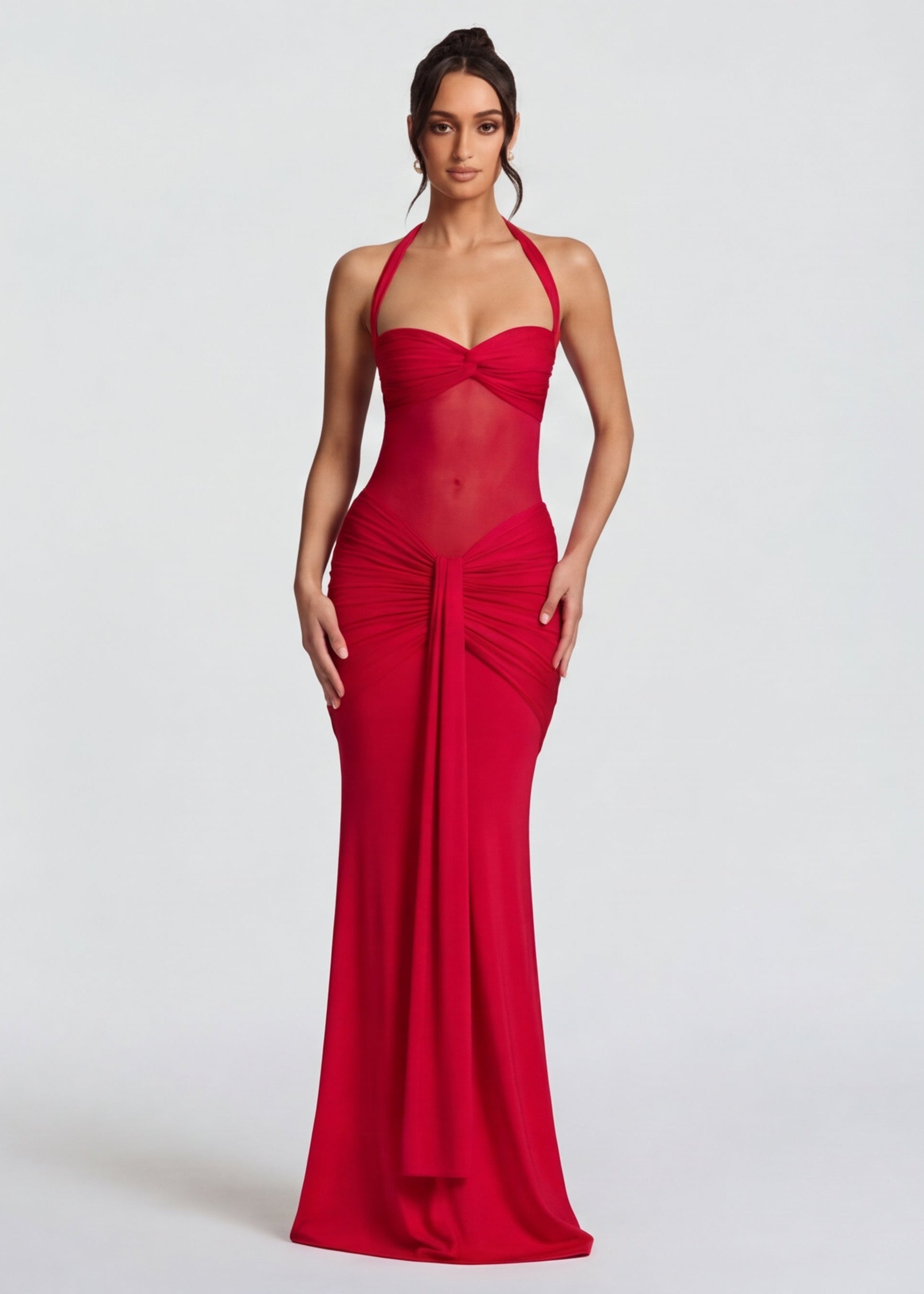 Robe longue au tombé sculptural