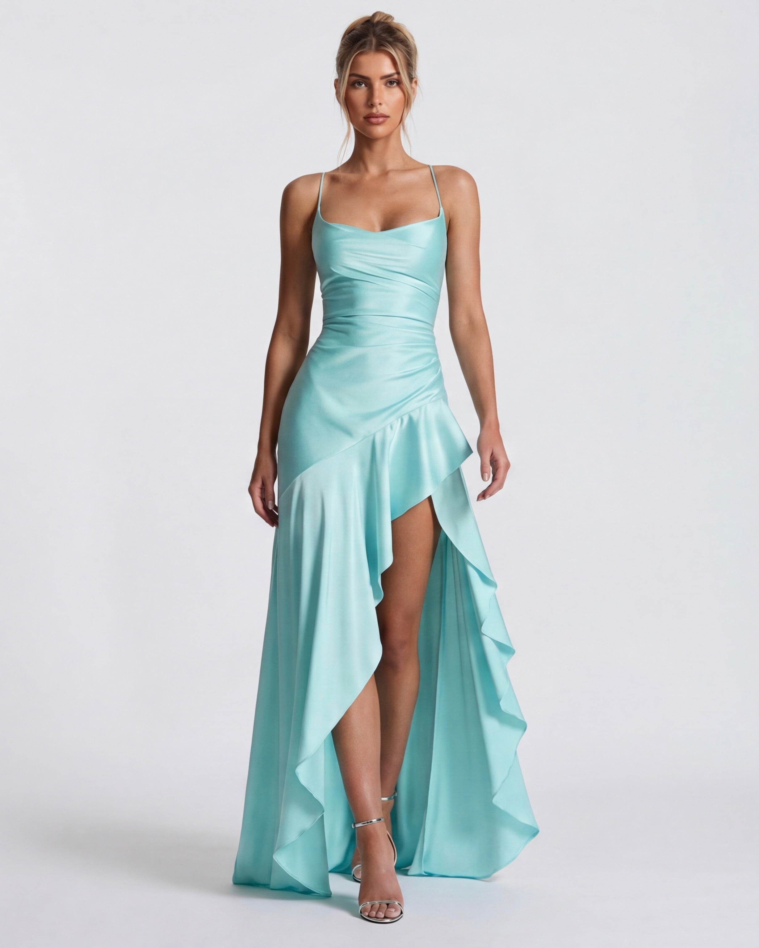 Robe longue au drapé enveloppant
