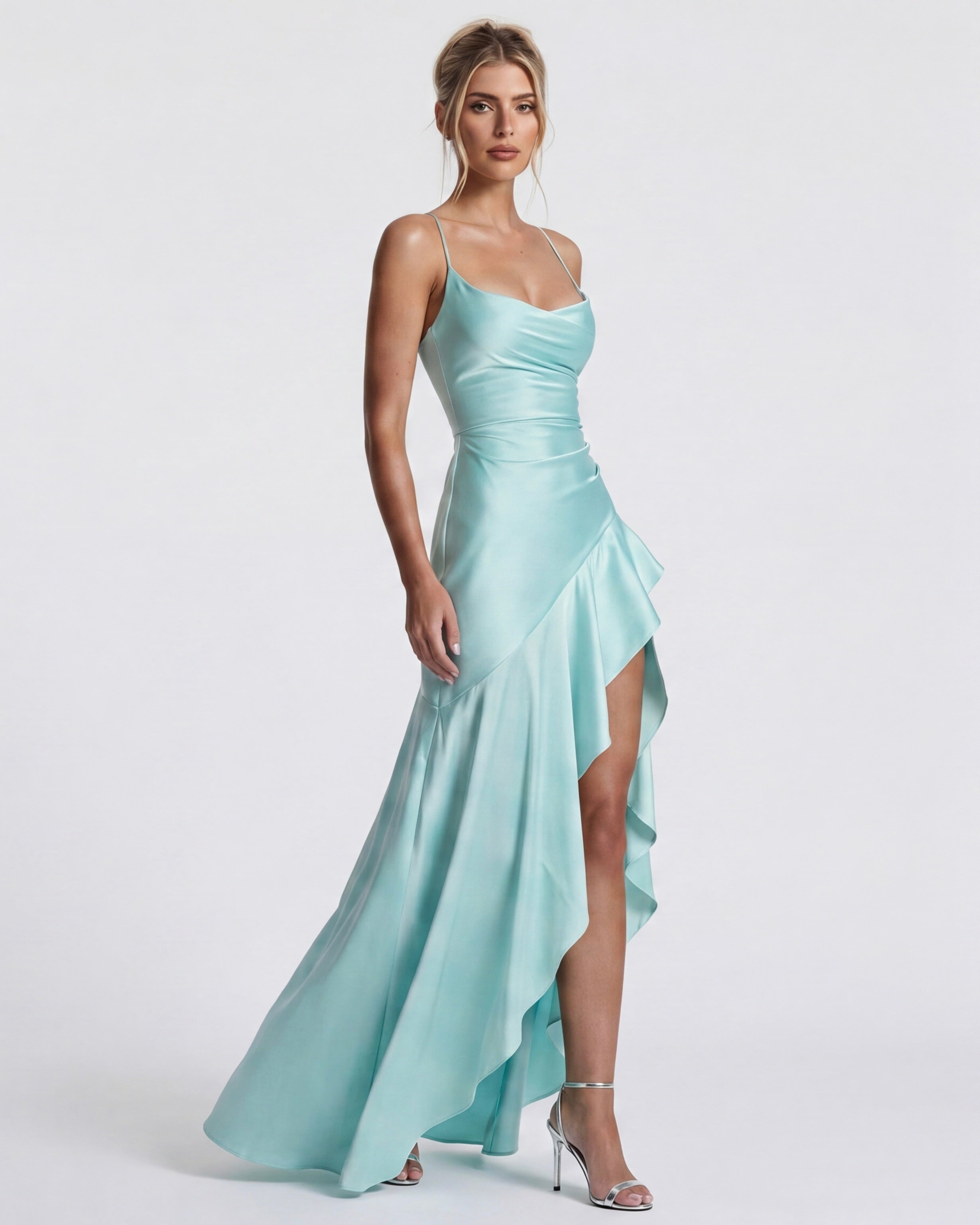 Robe longue au drapé enveloppant