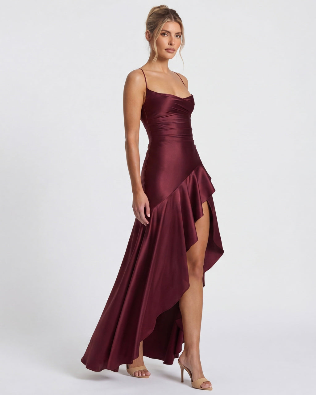 Robe longue au drapé enveloppant