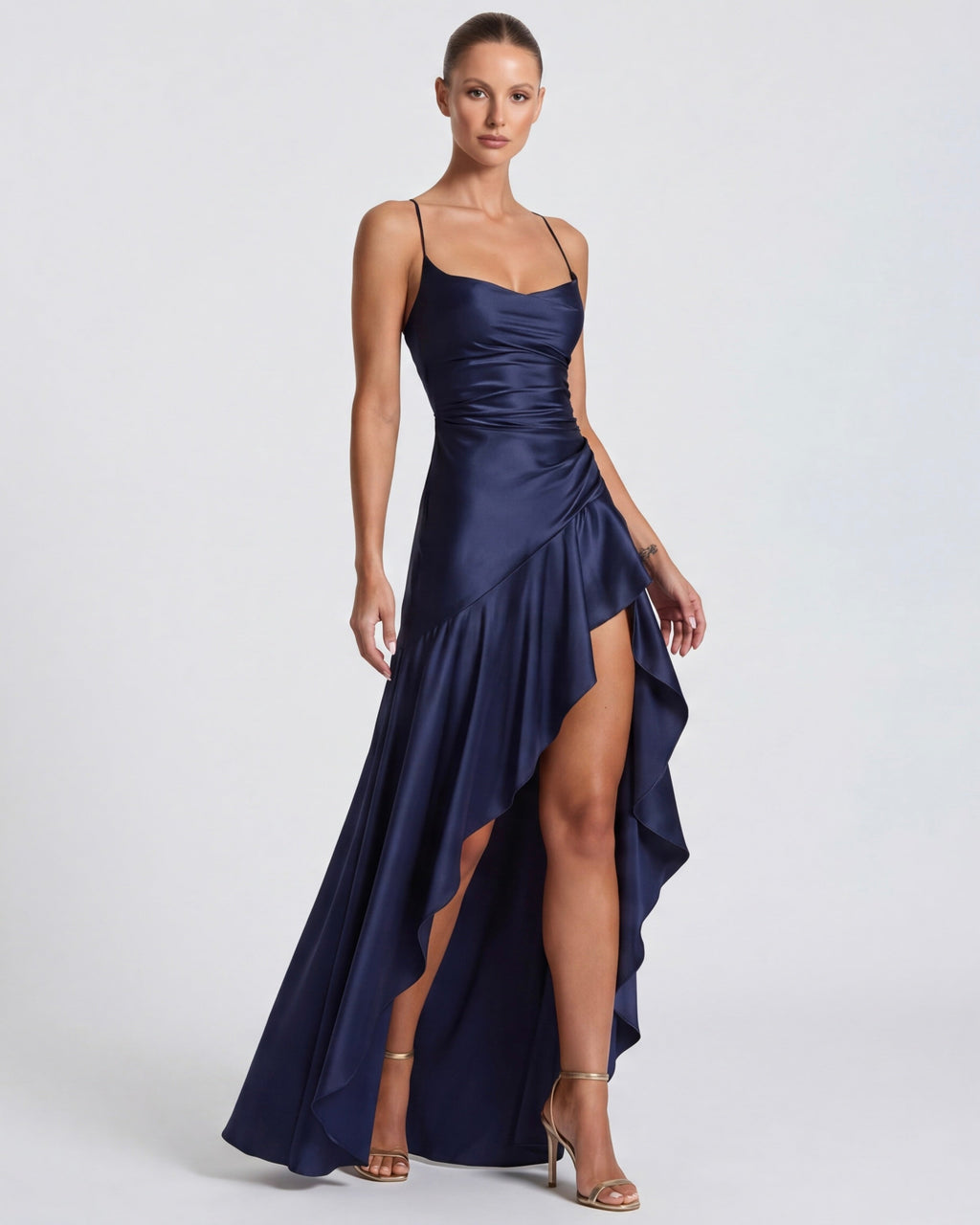 Robe longue au drapé enveloppant