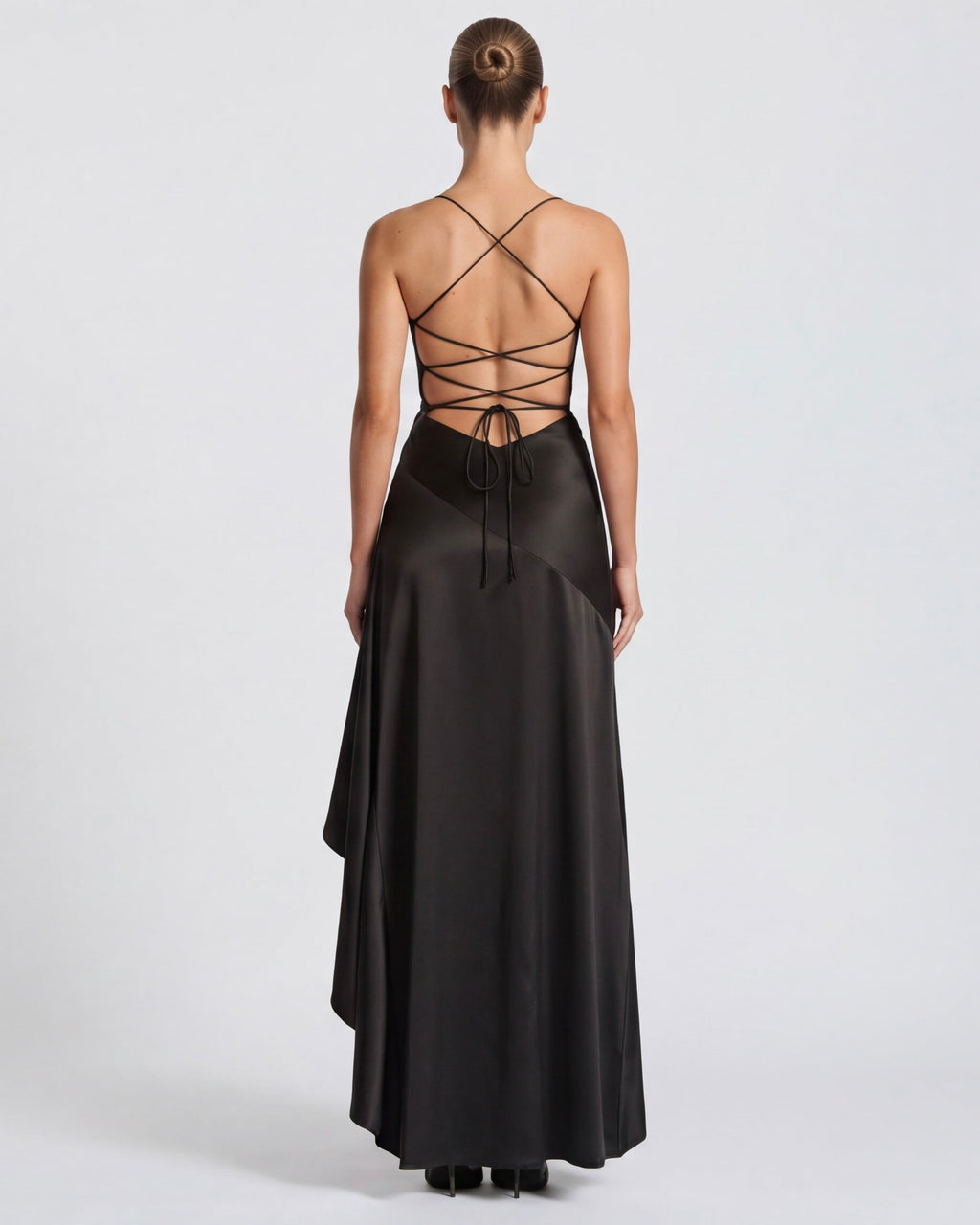 Robe longue au drapé enveloppant