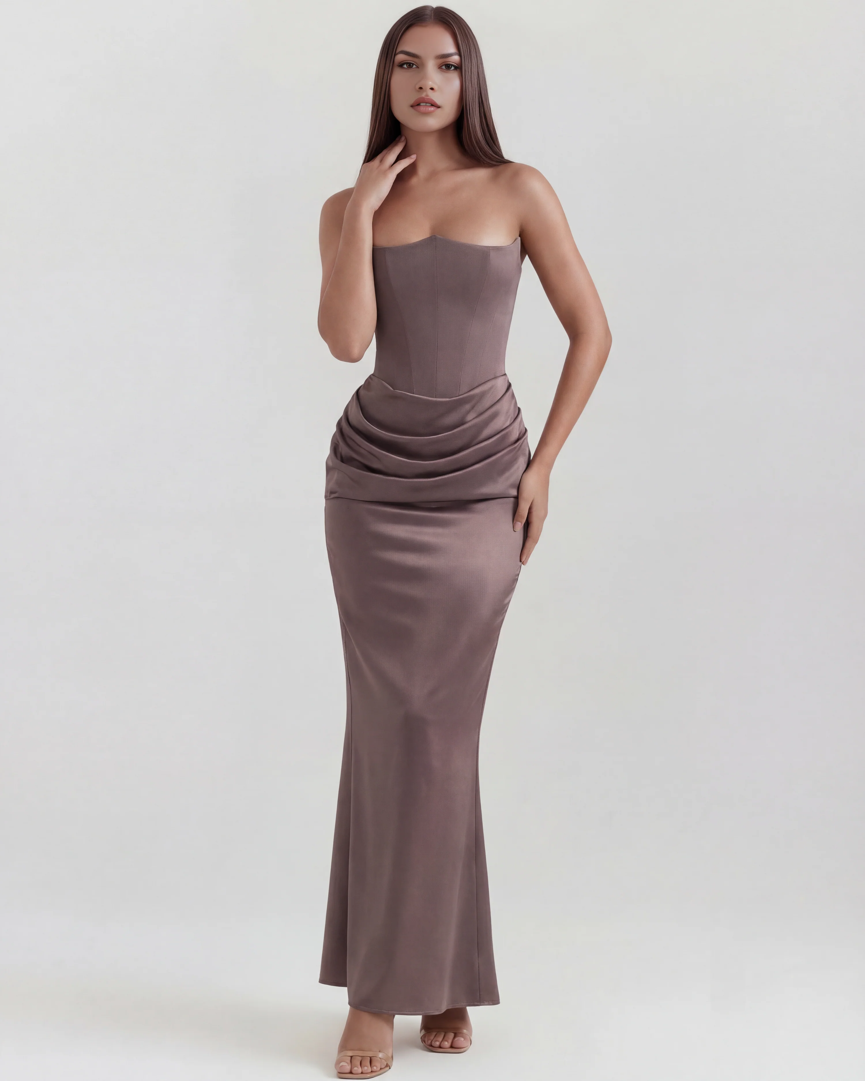 Robe longue corsetée en crêpe stretch à encolure bustier