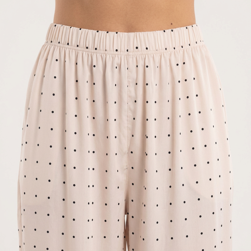 Pantalon satiné à bas en lanterne